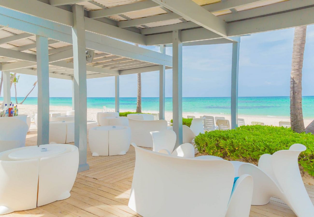 Apartment in Bávaro - New apartment with shared pool in Playa Bavaro.