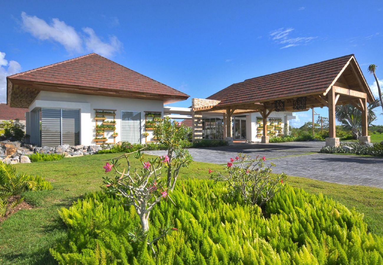 Apartment in Bávaro - New apartment with shared pool in Playa Bavaro.