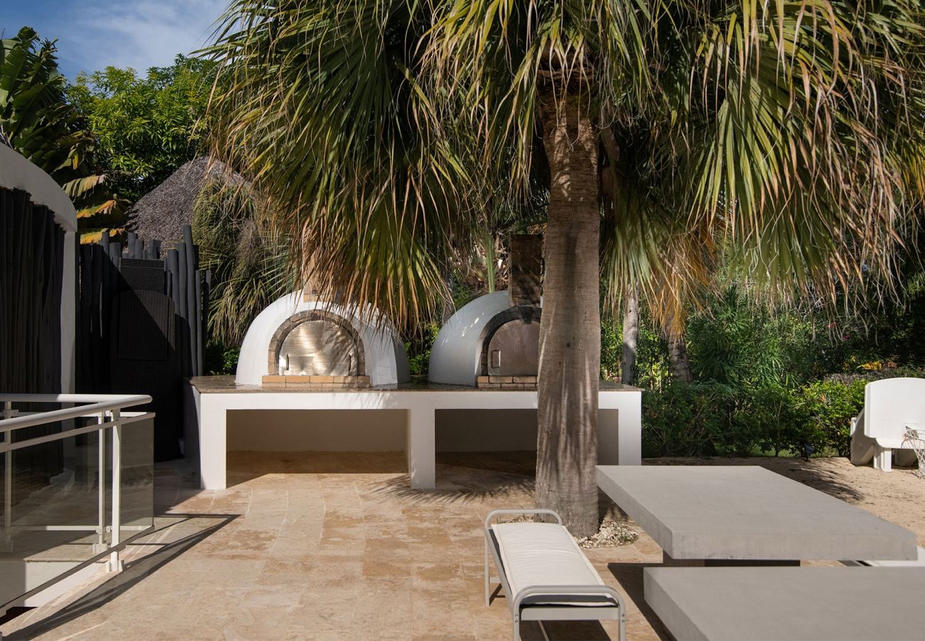 Villa in Punta Cana - Exclusive Villa in Cap Cana with Eden Rock Beach A