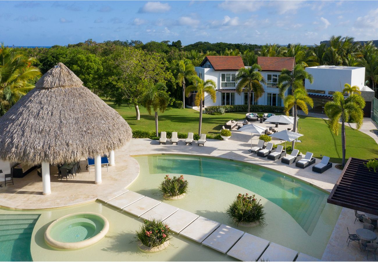 Villa in Punta Cana - Exclusive Villa in Cap Cana with Eden Rock Beach A
