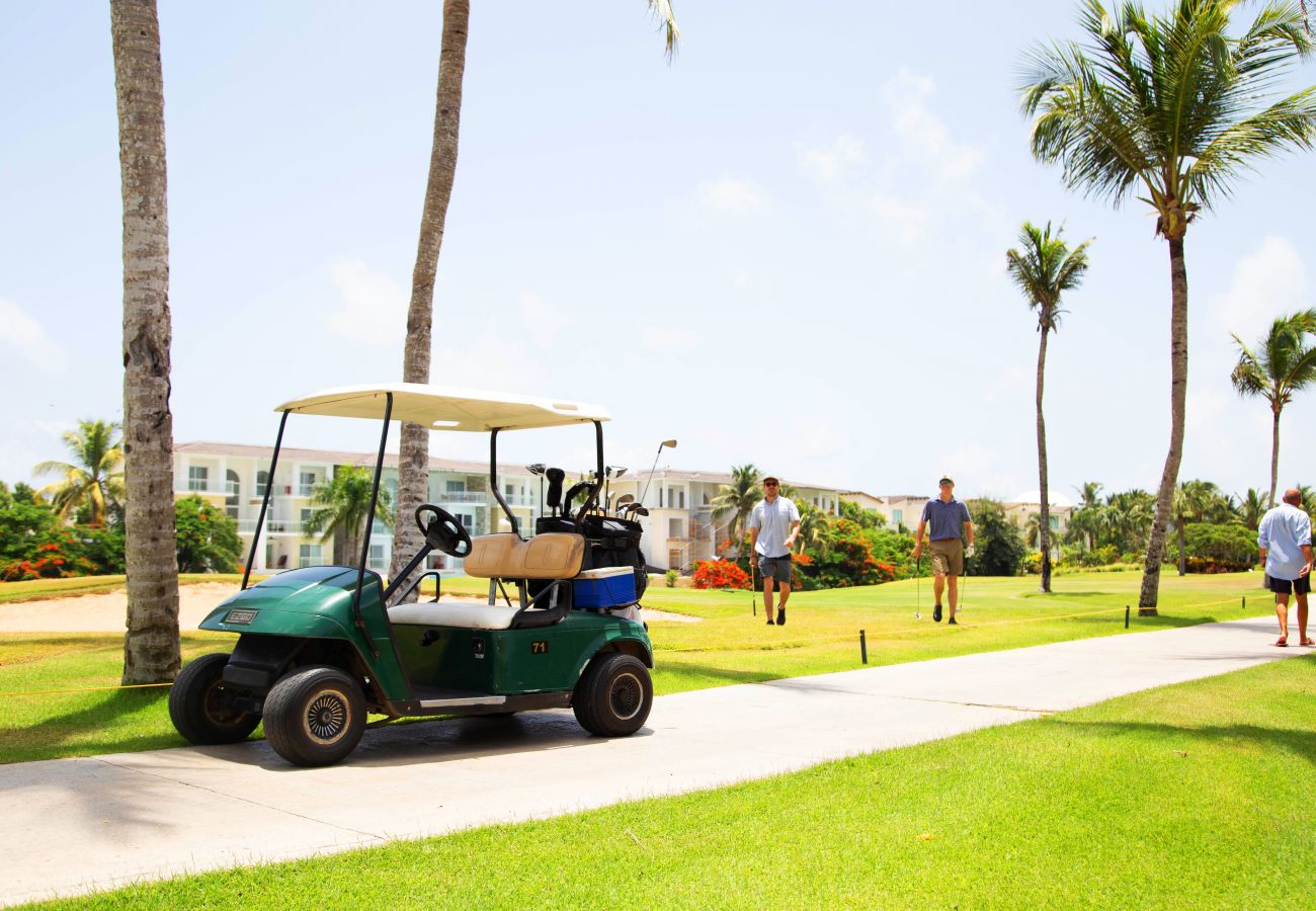 Apartment in Bávaro - Beauty Golf views in Golf Suites Cocotal 7132