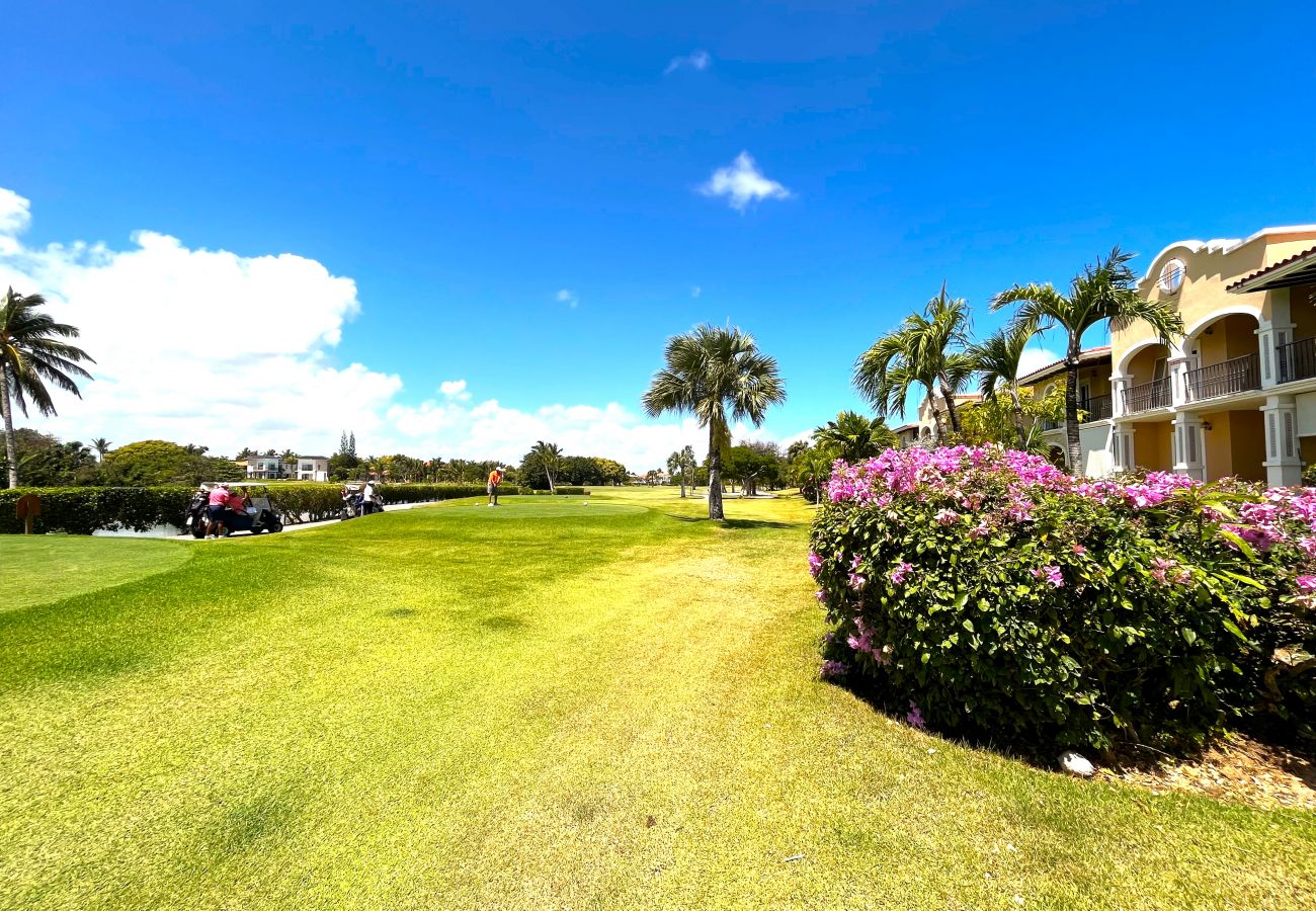 Apartment in Bávaro - Beauty Golf views in Golf Suites Cocotal 7132