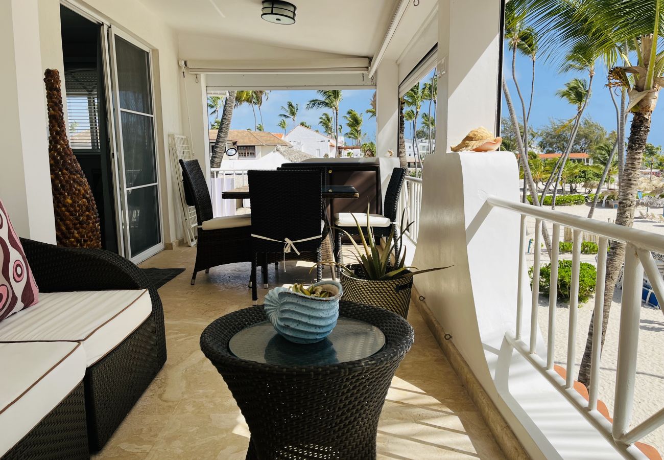 Apartment in Bávaro - Beach front Flor de Mar. Los Corales. Playa Bavaro