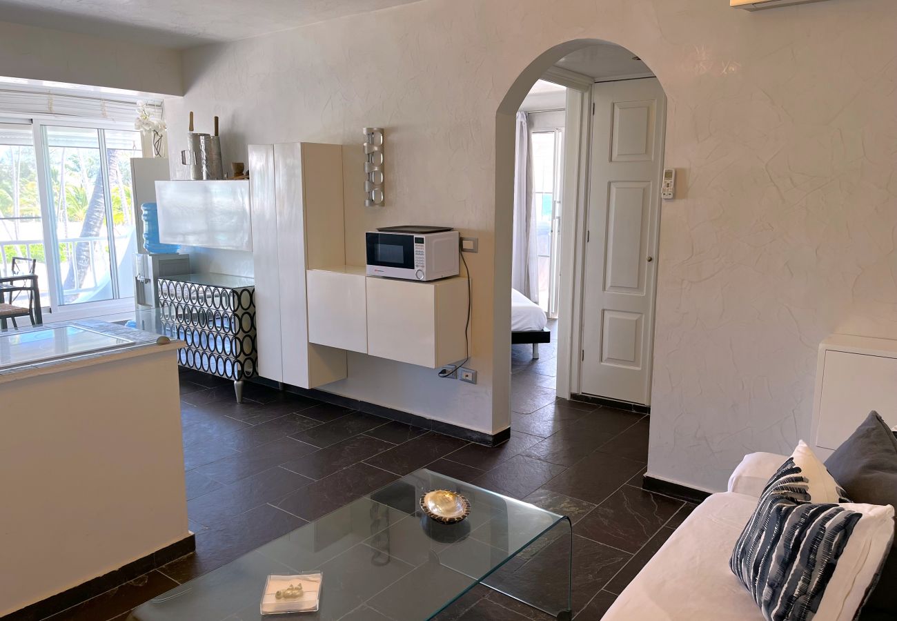 Apartment in Bávaro - Beach front Flor de Mar. Los Corales. Playa Bavaro