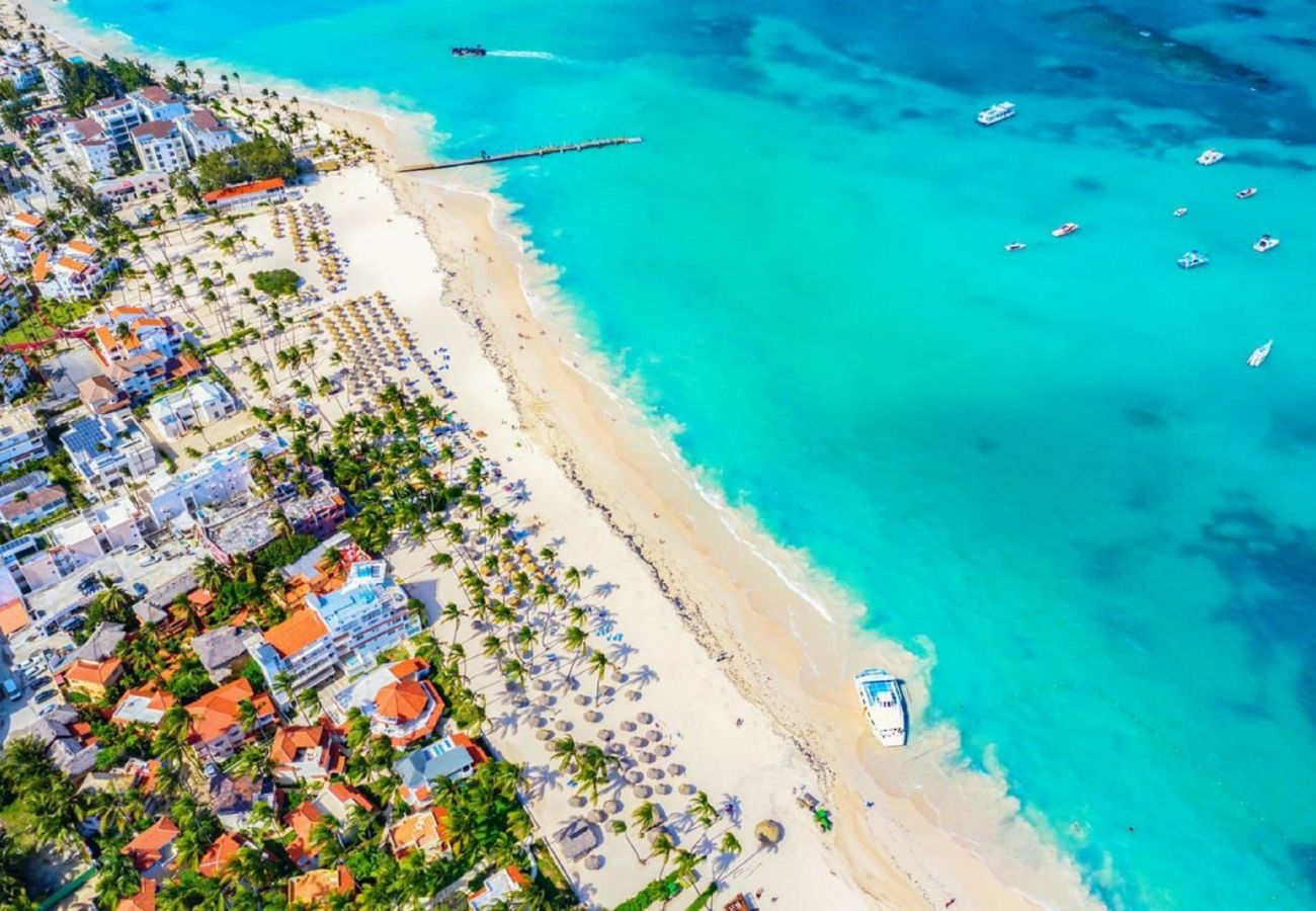 Apartment in Bávaro - Beach front Flor de Mar. Los Corales. Playa Bavaro