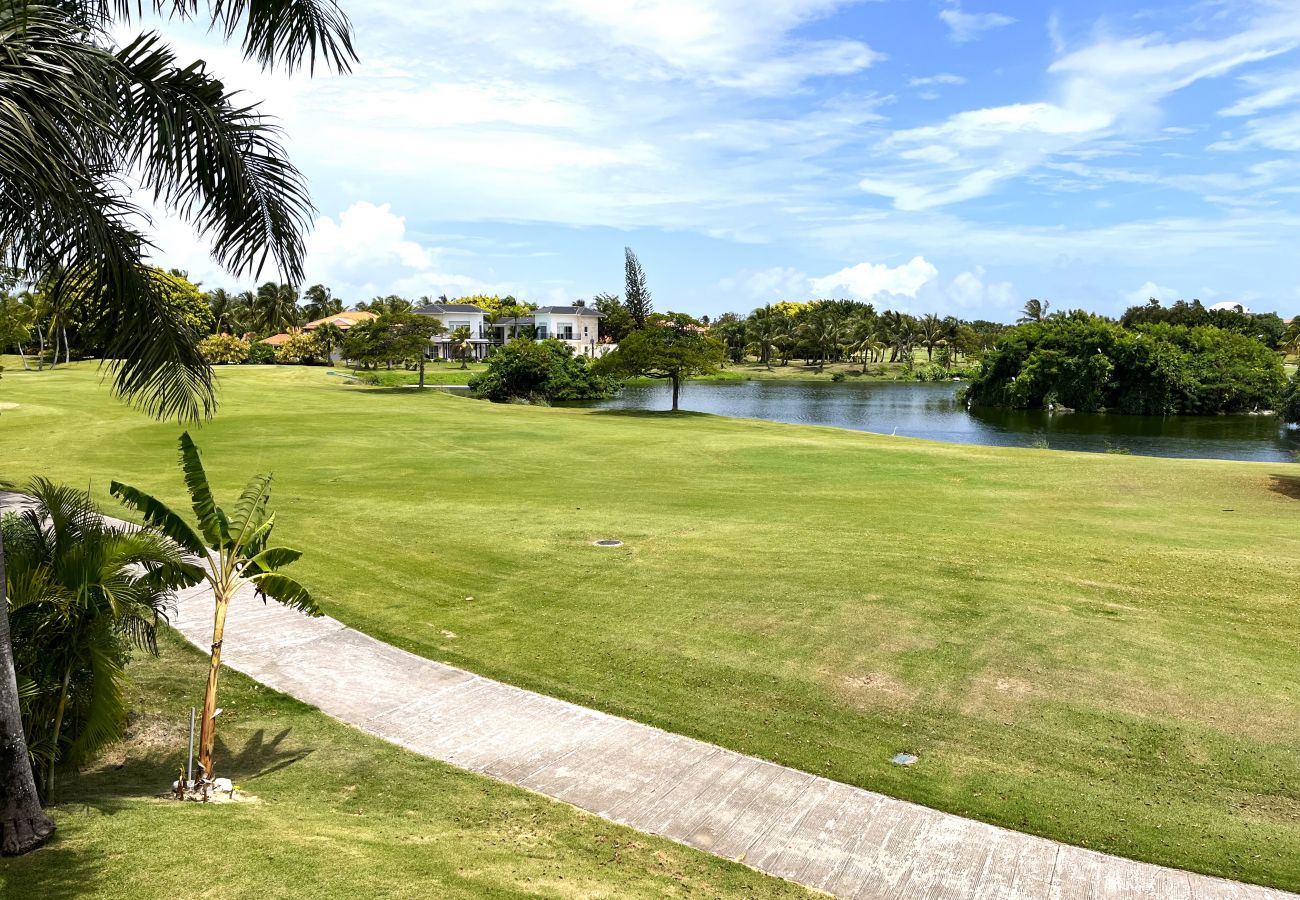 Apartment in Bávaro - Amazing Golf views 3 bedrooms apartment in Cocotal