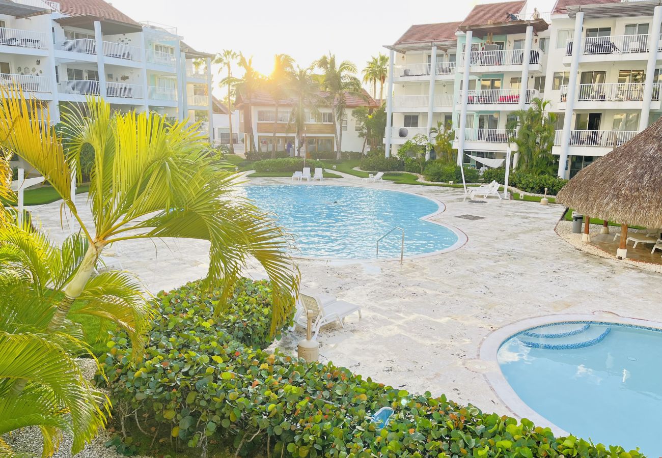 Apartment in Bávaro - Beauty pool views aparment with private beach.O201