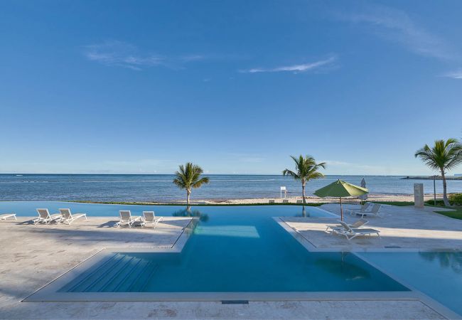 Apartment in Punta Cana - Punta Palmera Beach Front with private cold jacuzzi