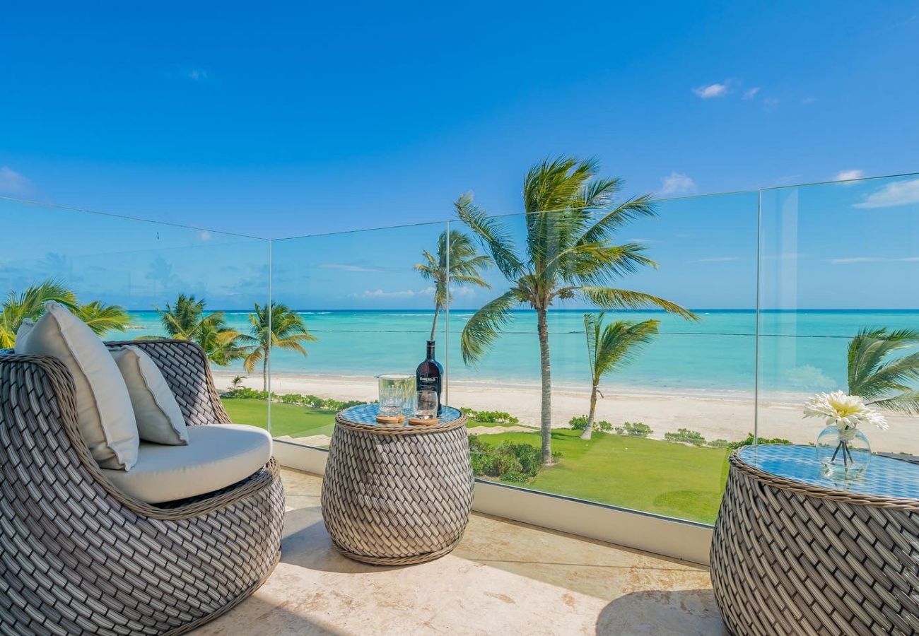 Apartment in Punta Cana - Punta Palmera Beach Front with private cold jacuzz
